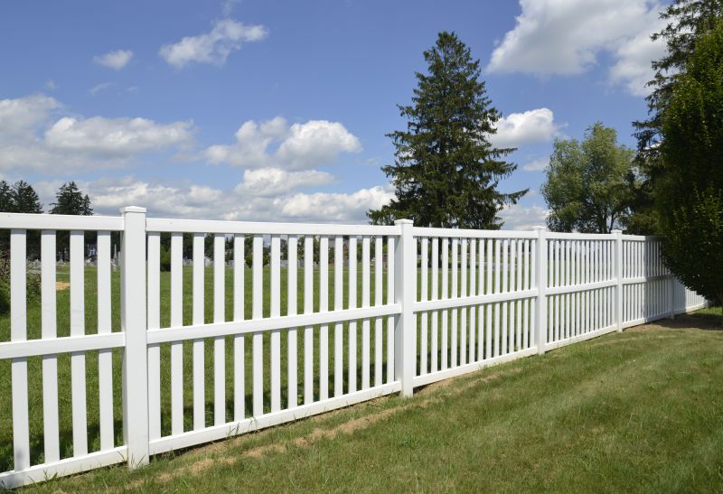Vinyl Fence Service